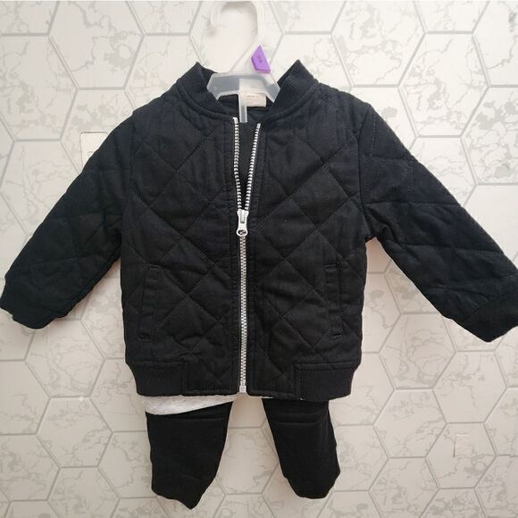 Nwt Boy's Quilted Bomber Jacket, Joggers and t-Shirt, 3pc set outfit - Picture 1 of 5